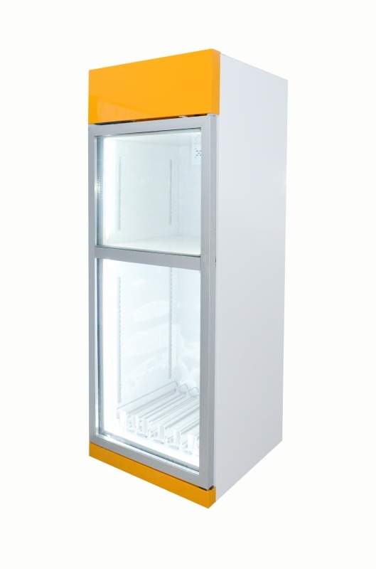Upright Glass Door Dual Temperature Freezer/Chiller